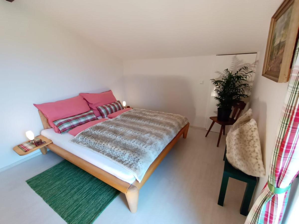 Schwalbennest Velden Apartment Velden am Woerthersee Luaran gambar