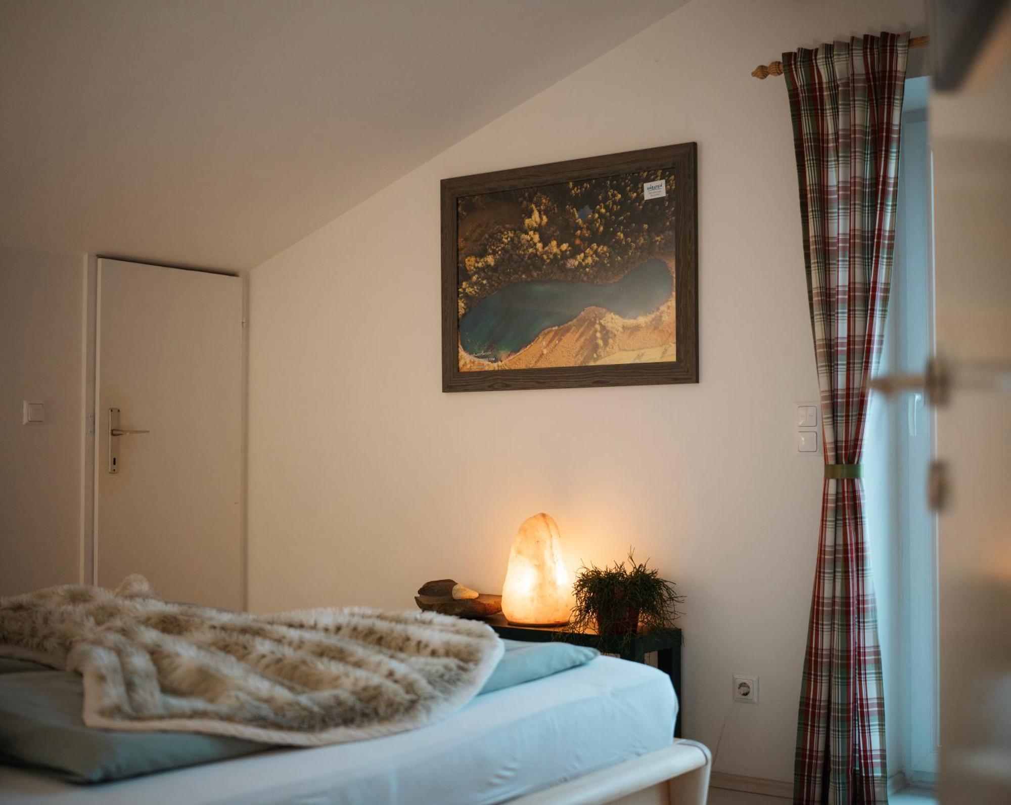 Schwalbennest Velden Apartment Velden am Woerthersee Luaran gambar