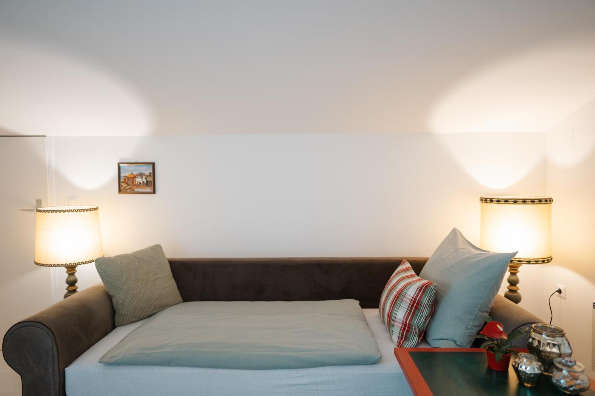 Schwalbennest Velden Apartment Velden am Woerthersee Luaran gambar