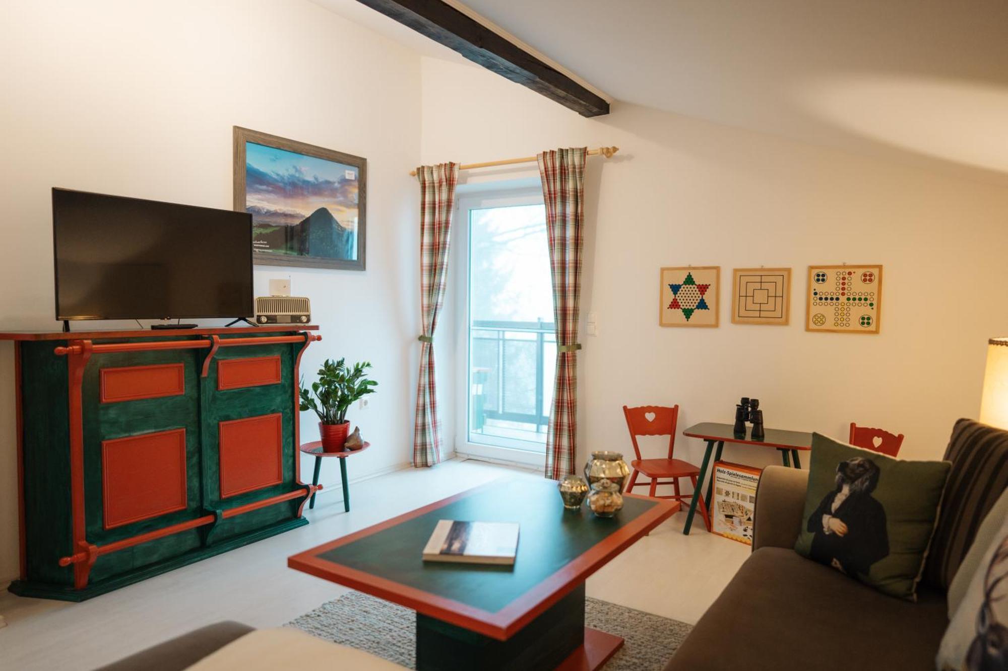 Schwalbennest Velden Apartment Velden am Woerthersee Luaran gambar