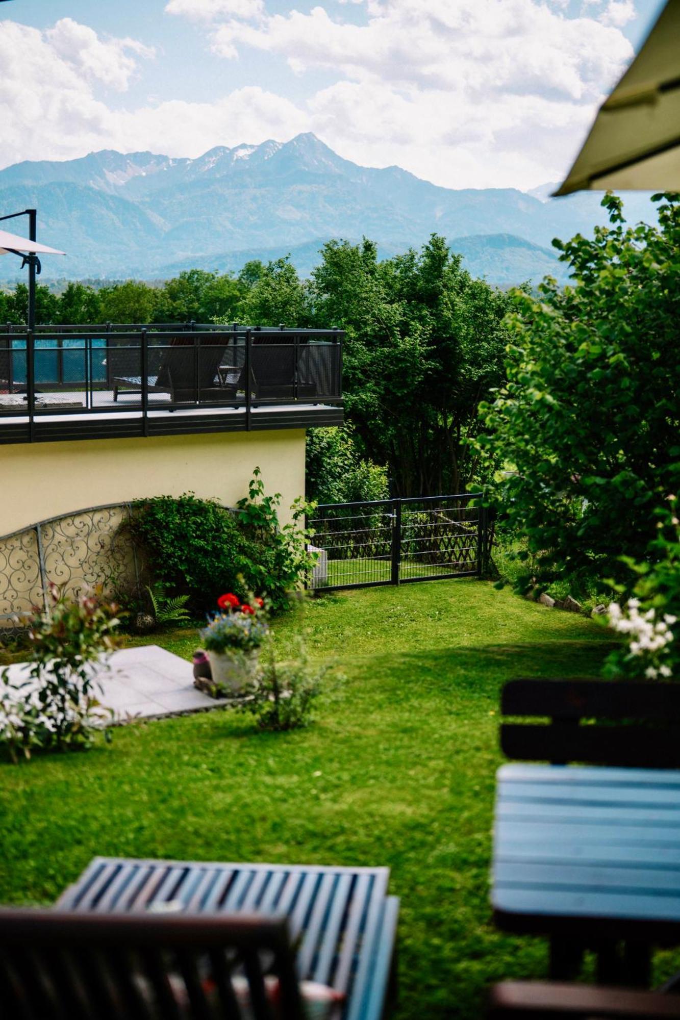 Schwalbennest Velden Apartment Velden am Woerthersee Luaran gambar